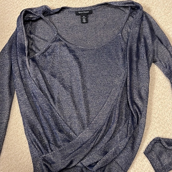 Blouse - Picture 7 of 8